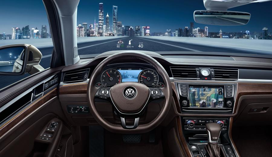 Торпедо Volkswagen Phideon 2016 года  (CN) (фото 20 из 32)